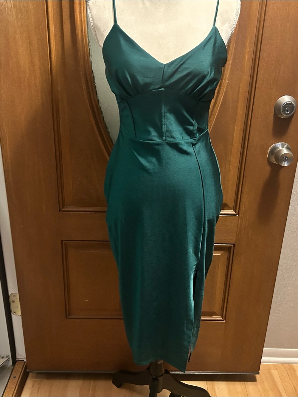 Emerald Green Slip Midi Dress with‎ Spaghetti Straps ELH women’s large body con